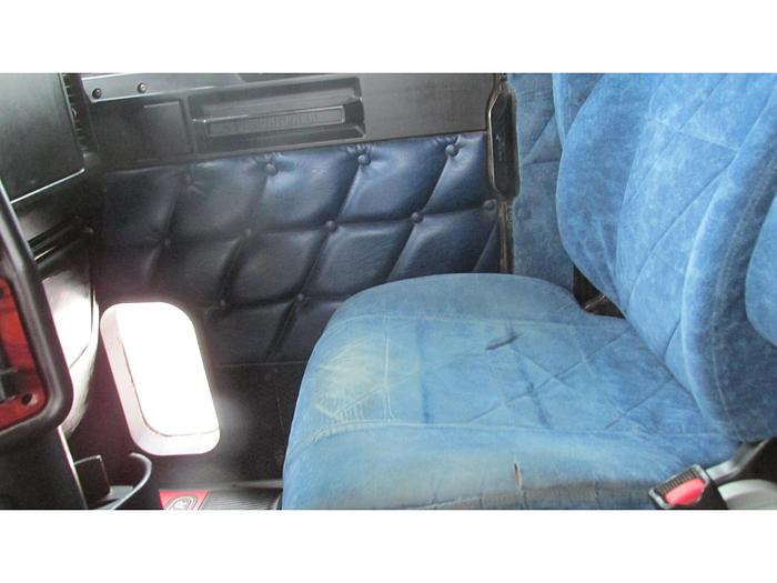 Used 2007 Freightliner Classic 120