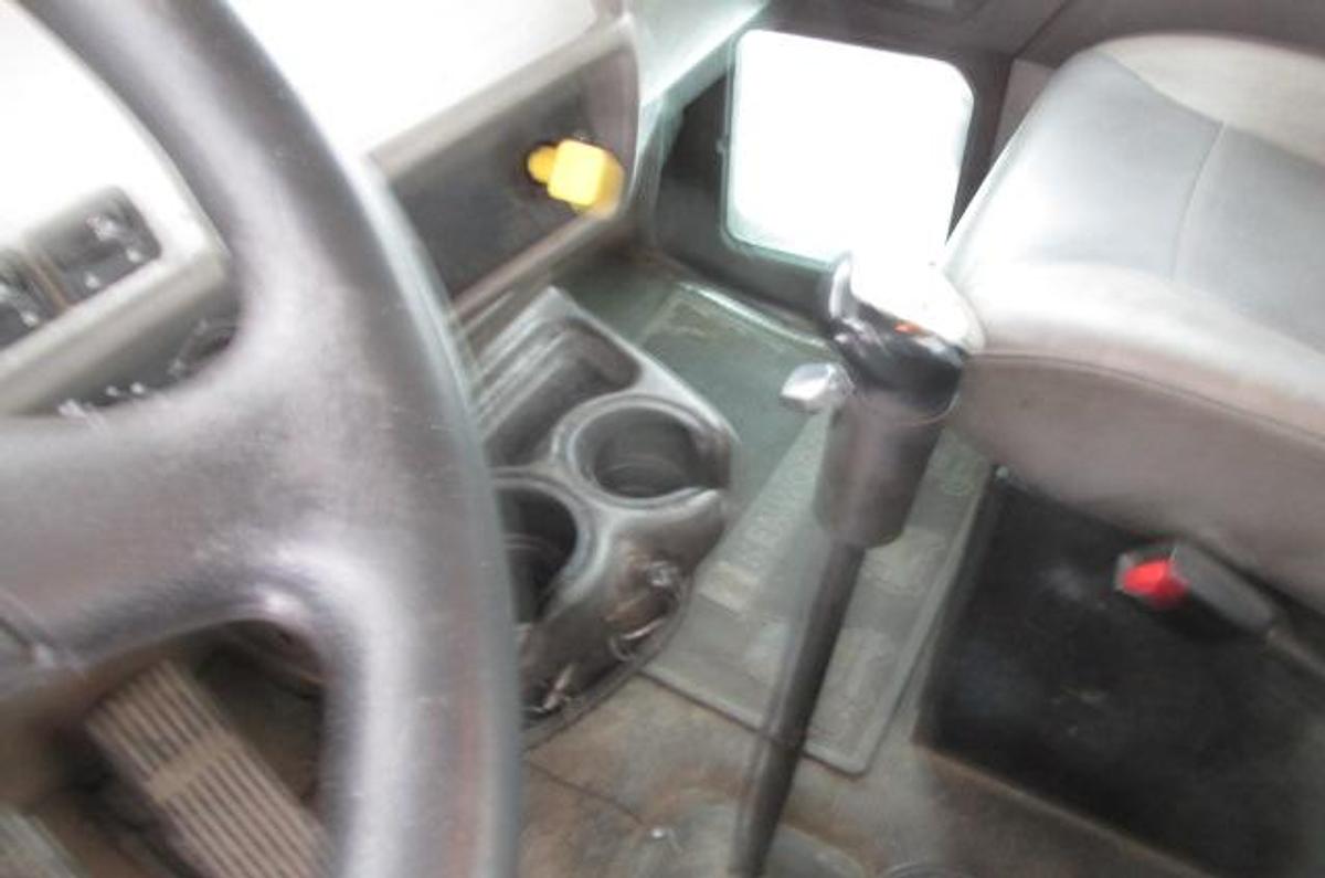 Used 2012 Kenworth T 370 Tandem axle flat deck