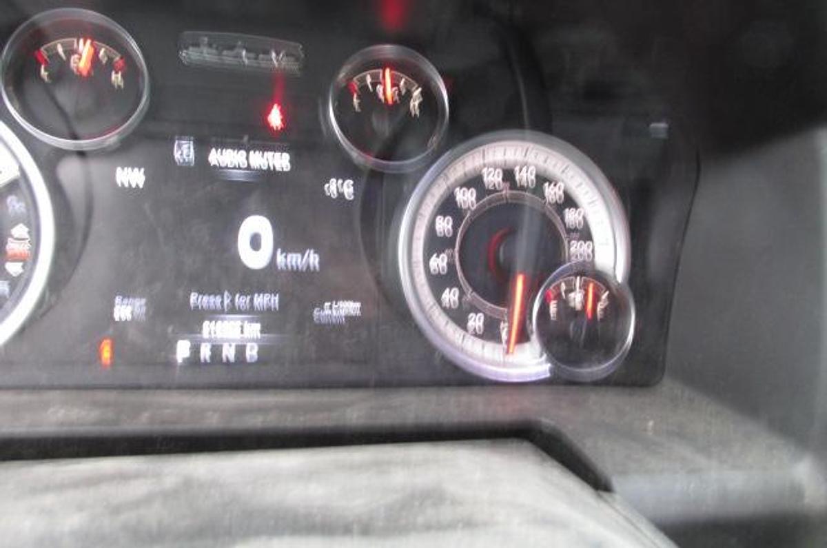 Used 2018 Ram 2500 Crew Cab SLT 4x4 6.4 L v8 Hemi