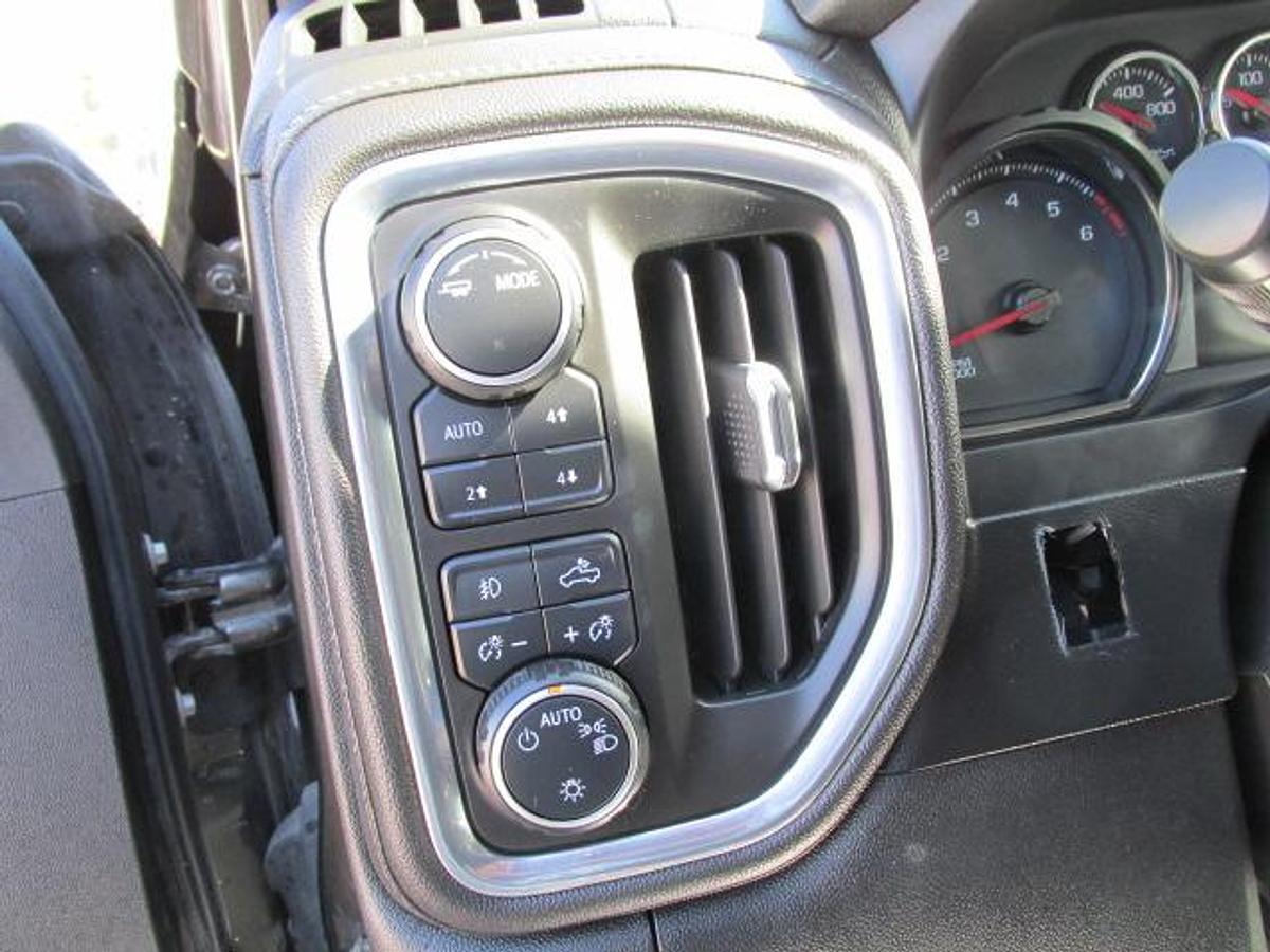 Used 2022 Chevrolet Silverado LT Crew Cab 4x4 6.6 L Gas