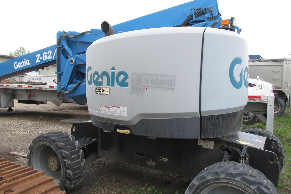 Used 2015 Genie Z 62/40 man lift 4x4 diesel