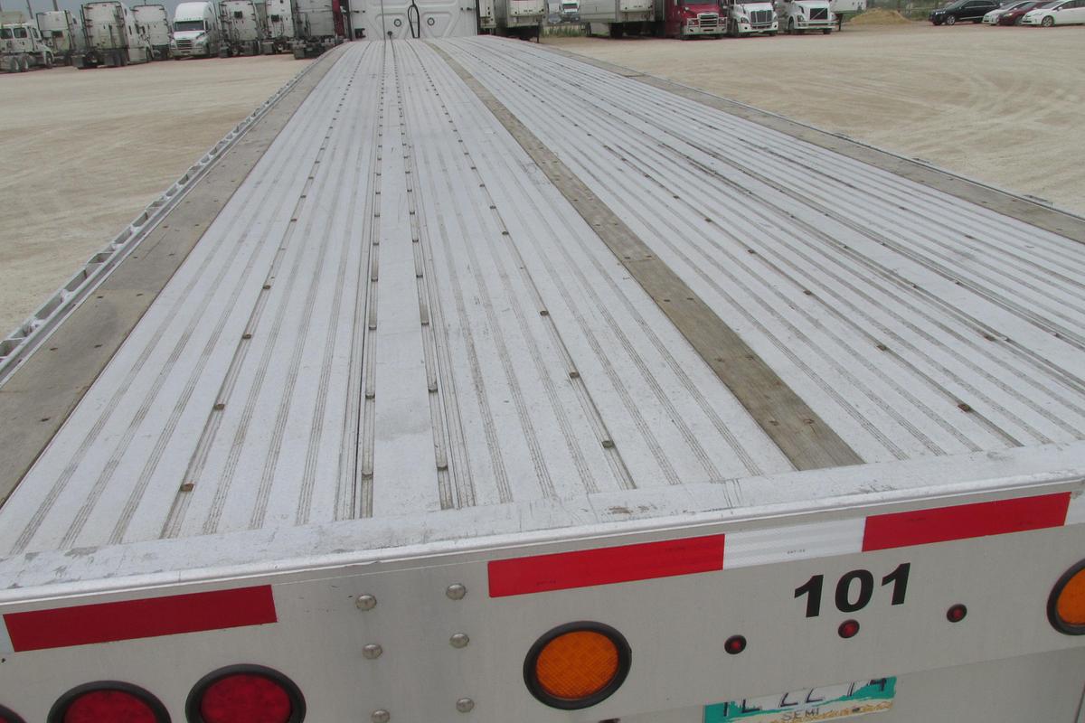 Used 2021 Doonan 53 ft Flat Deck tandem Cali Legal Aluminum trailer