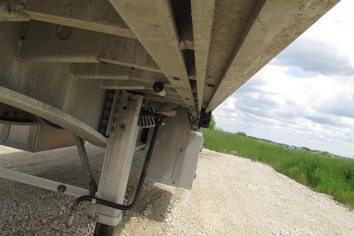 Used 2024 Dorsey 53 ft tri axle lift axle flat