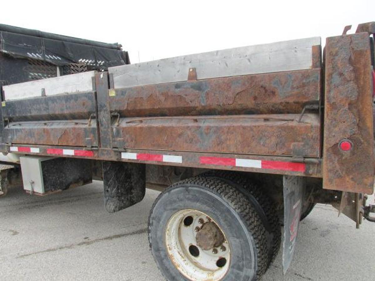 Used 2006 Ford F 650 with 13 ft dump box