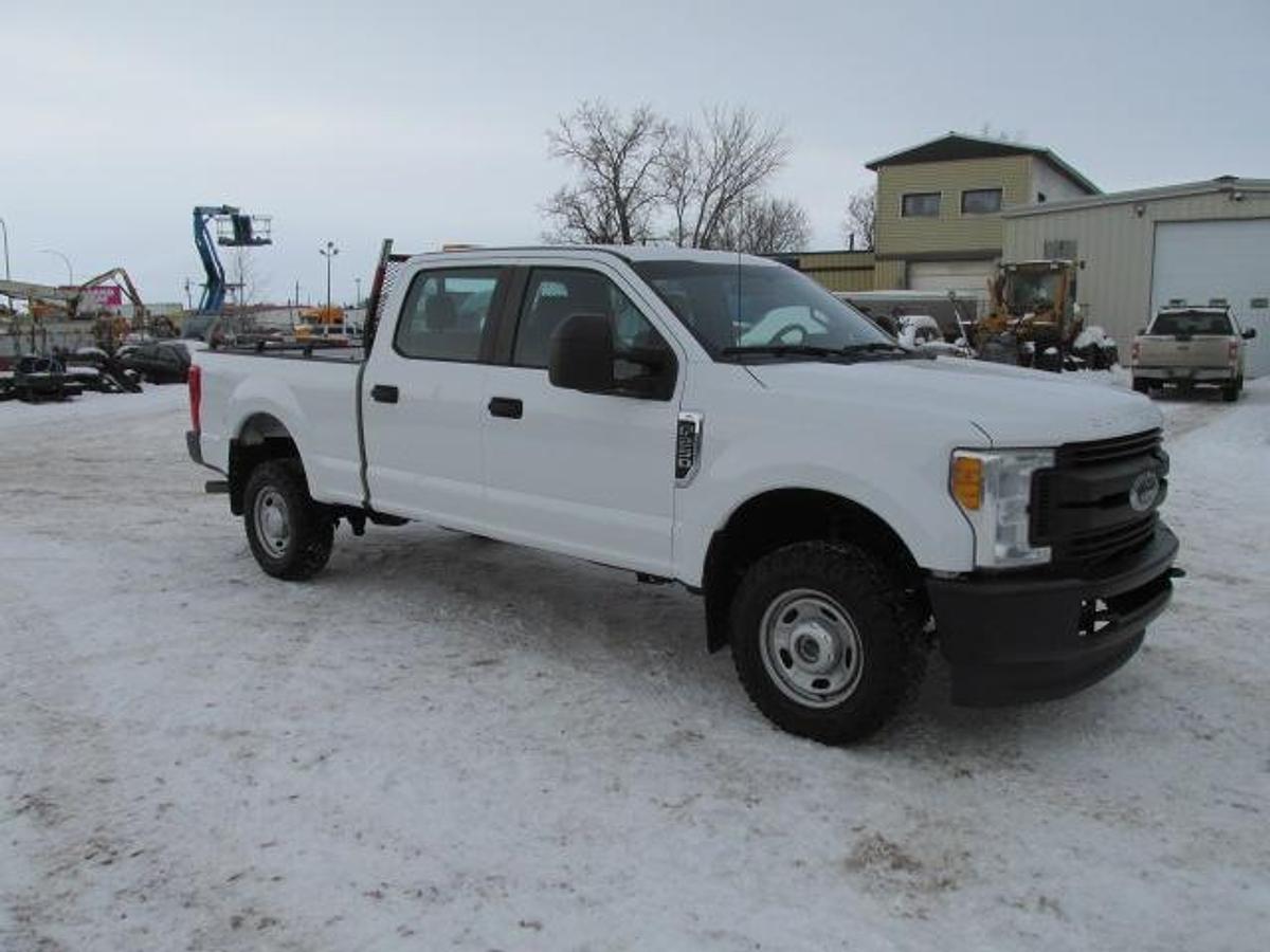 Used 2017 Ford F250 Crew Cab XL 4x4 