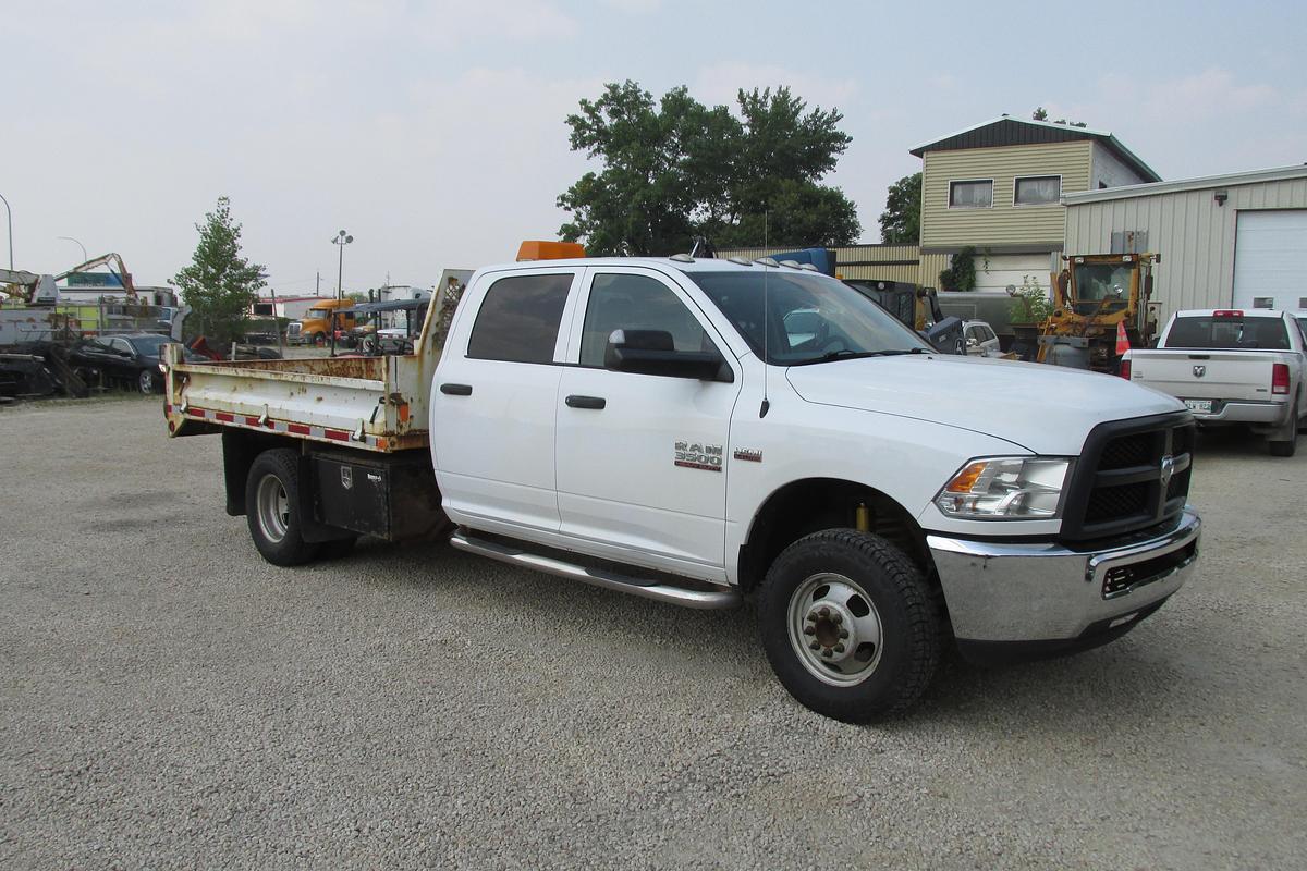 Used 2016 Ram 3500 Crew Cab 4x4 with 10 ft deck