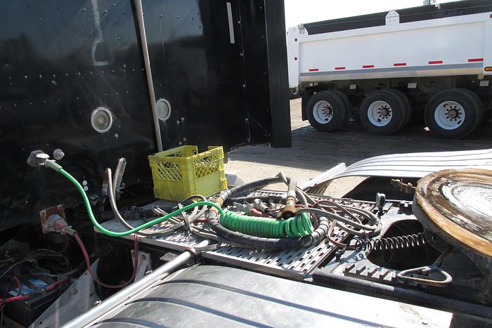 Used 2010 International 9200i with ISX 500 hp and wet kit