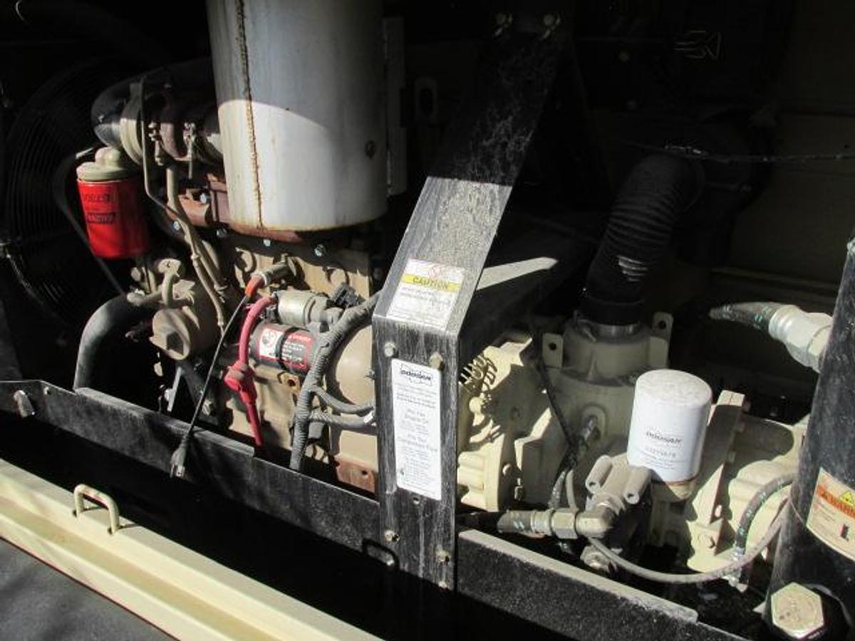 Used 2016 Doosan 185 CFM air compressor