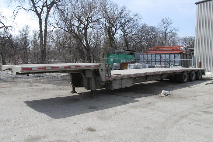 Used 2023 Extreme 53 ft Aluminum triple axle step deck with lift axle