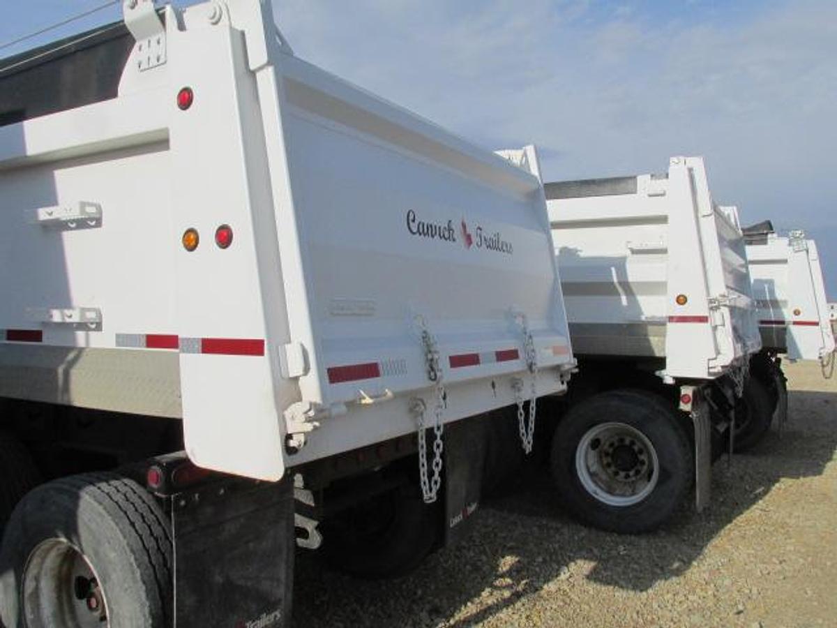 Used 2018 Canuck Tridem End Dump Trailer