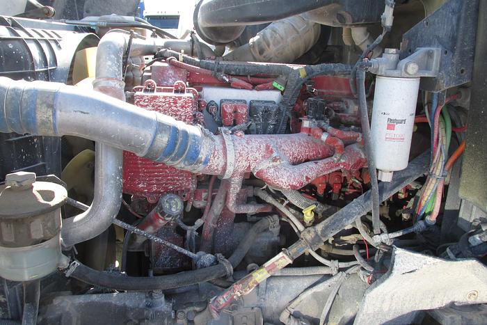 Used 2010 International 9200i with ISX 500 hp and wet kit