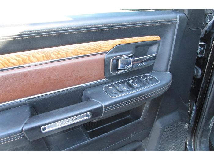 Used 2016 Ram 1500 4WD Crew Cab 140.5 Longhorn