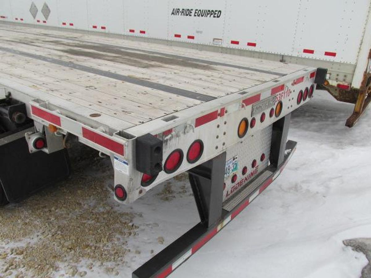 Used 2020 Lode King 53 ft tandem flat deck trailer