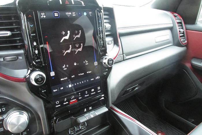 Used 2022 Ram 1500 Rebel Eco Diesel 4x4 crew cab only 571 km 