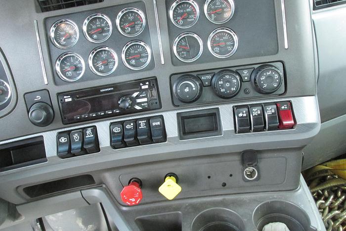 Used 2016 Kenworth T 680 with wet kit