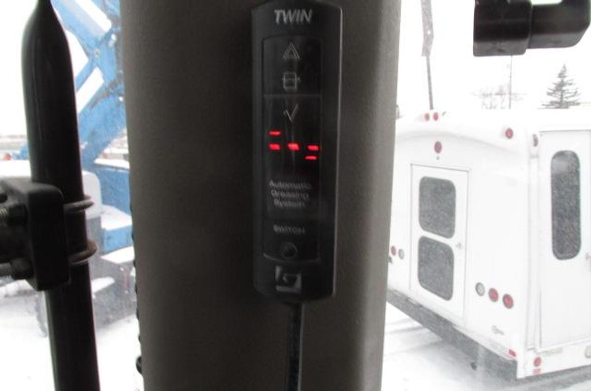 Used 2014 CASE 621 F