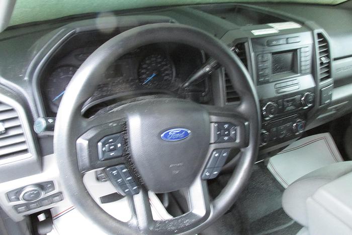 Used High rail 2017 Ford F 350 Crew cab long box New engine