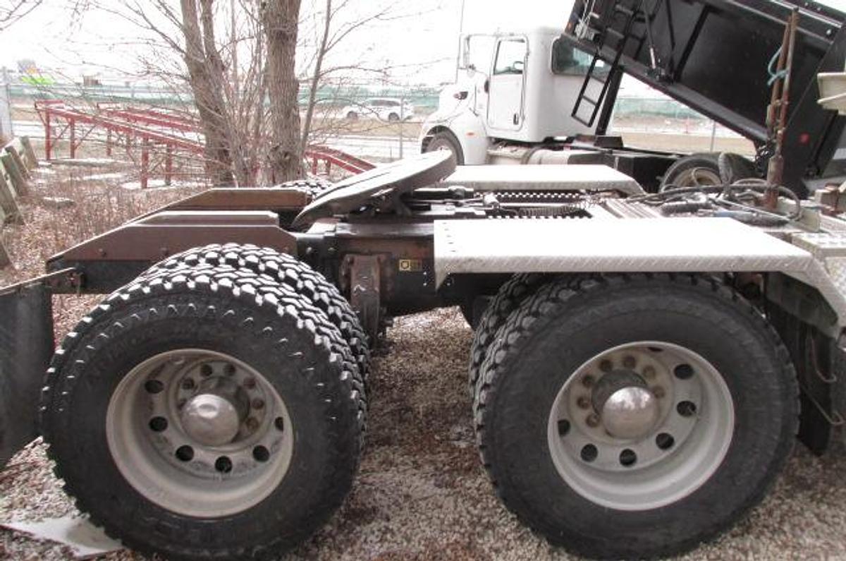 Used 2018 Peterbilt 367 X 15 565 HP 18 spd
