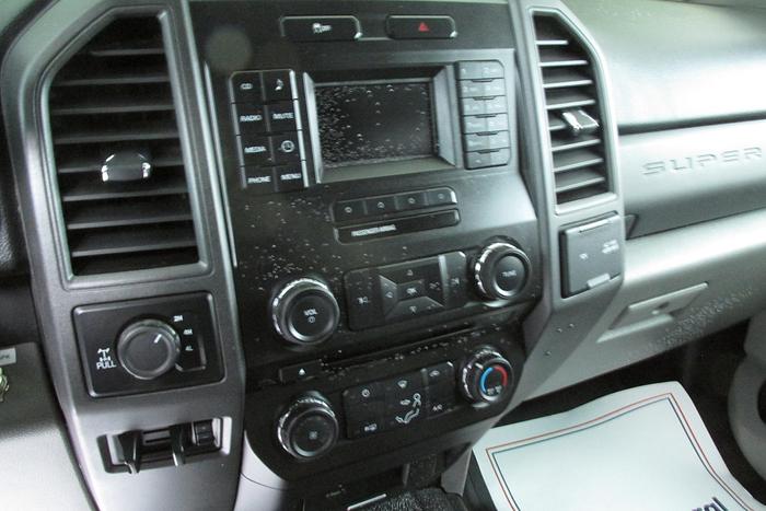 Used High rail 2017 Ford F 350 Crew cab long box New engine