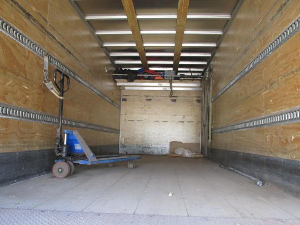 Used 2017 Kenworth T 370 with 24 ft Van body with tailgate