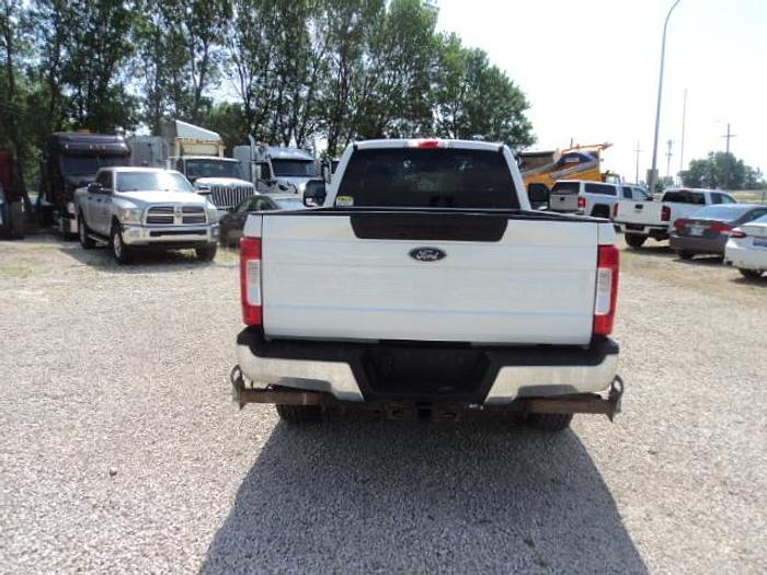 Used 2017 Ford F-250 XLT Regular Cab 4x4 8 ft box