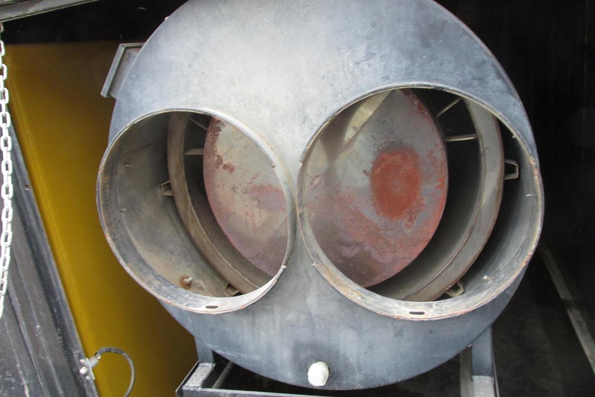 Used 2017 Flagro light tower/ 400,000 BTU heater