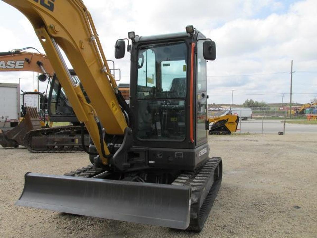 5 ton Excavator for $88,000 0% financing for 3 years  O.A.C