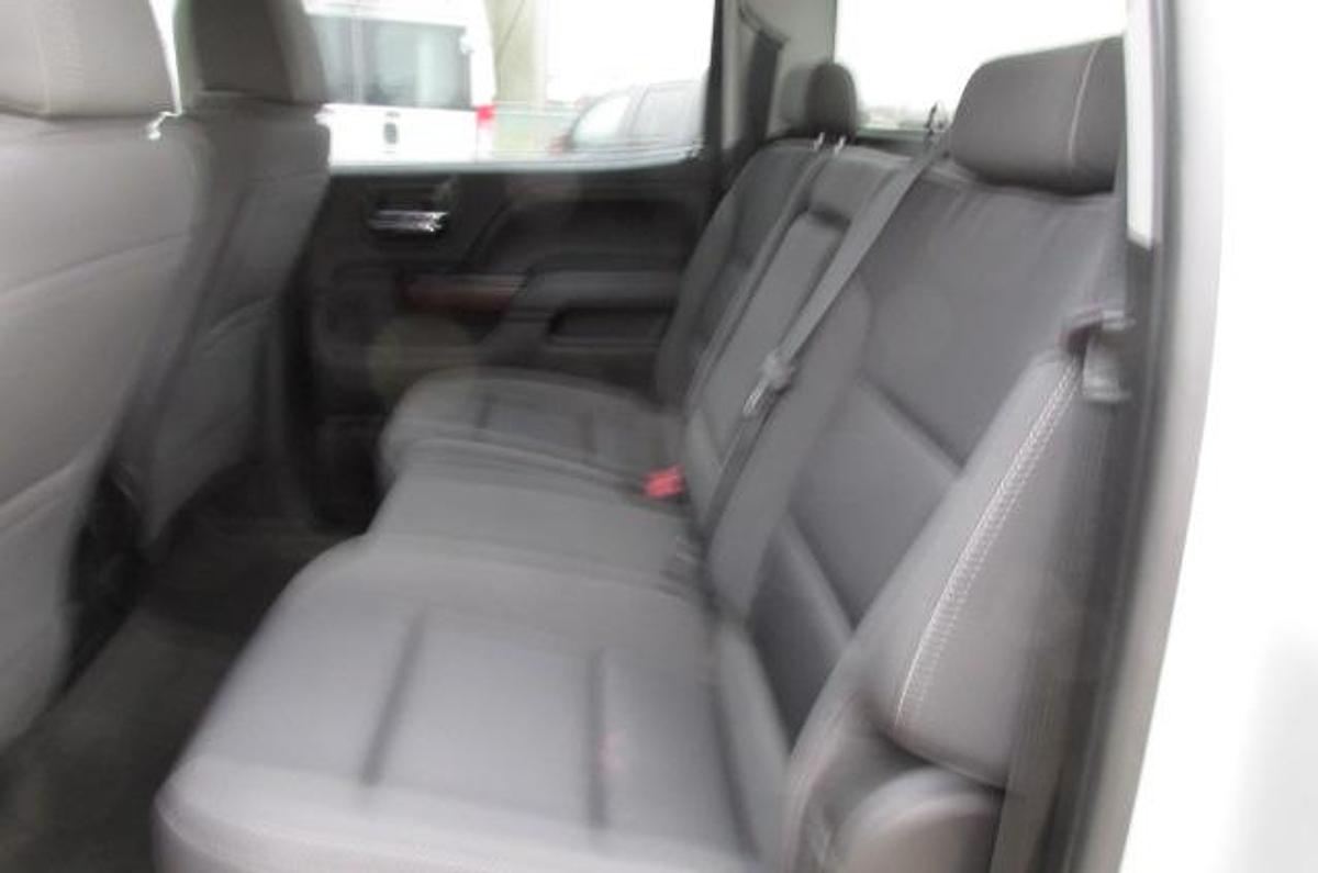 Used 2018 GMC Sierra b2500 Crew Cab 4x4 long box