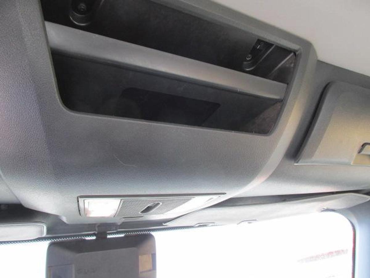 Used 2021 Freightliner Cascadia Day Cab DD 15