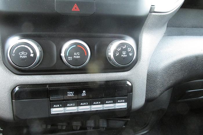 Used 2019 Ram 2500 Crew Cab 4x4 long box 6.4L Gas