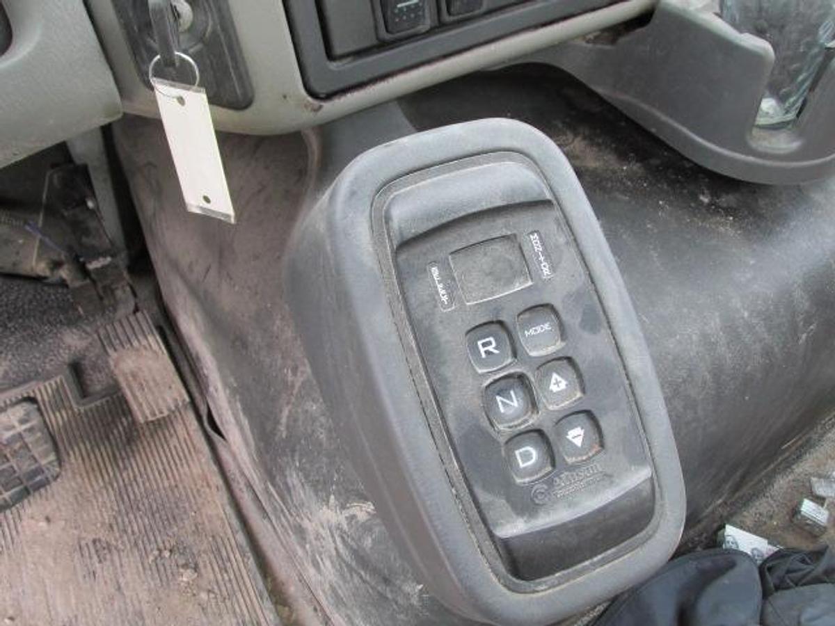 Used 2018 International 7600 Septic truck