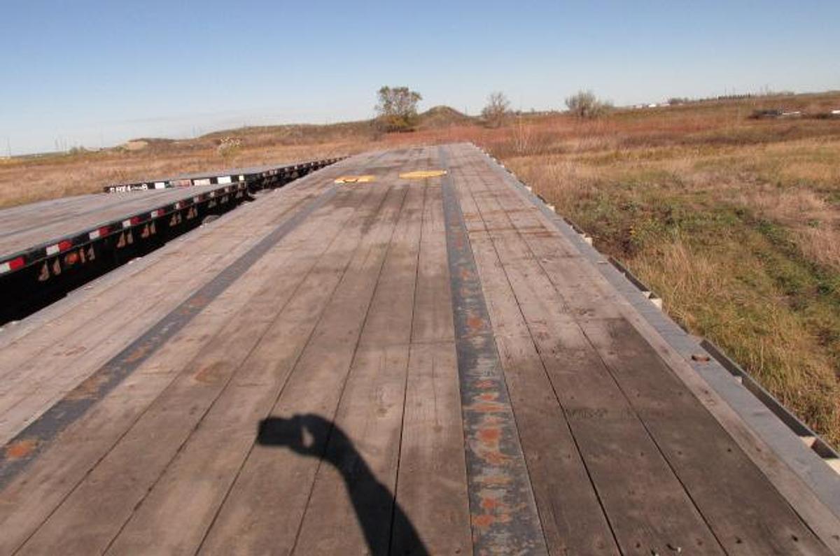 Used 2020 Lode King 53 ft tandem flat deck