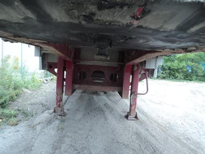 Used 2011 Lode King 53 ft tridem Step deck