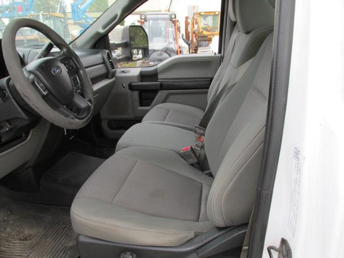 Used 2017 Ford F350 Regular Cab 4x4 with 12 ft deck