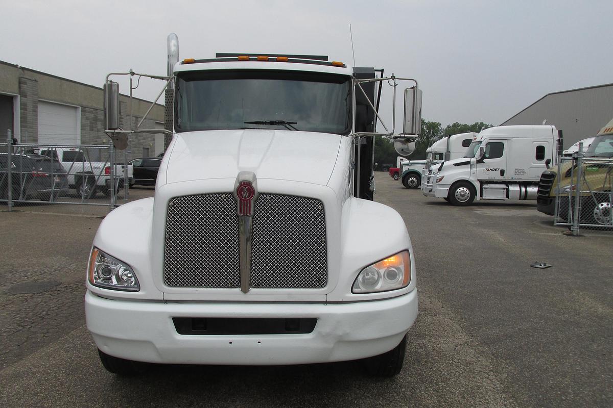 Used 2014 Kenworth T 370 hydraulic brake dump truck