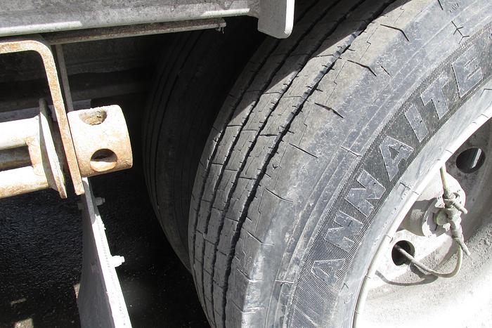 Used 2023 Extreme 53 ft Aluminum triple axle step deck with lift axle