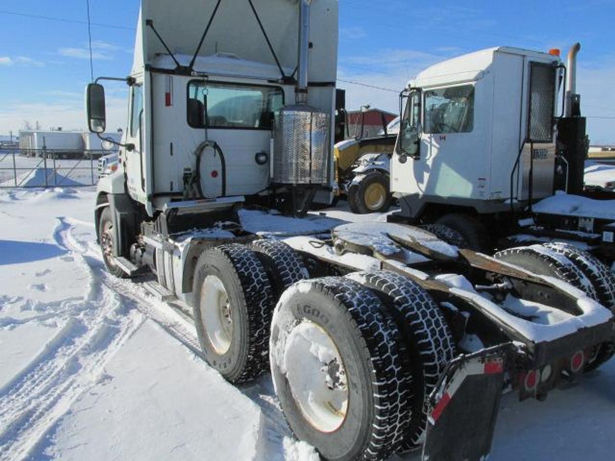 Used 2014 Mack Pinnacle CXU 613