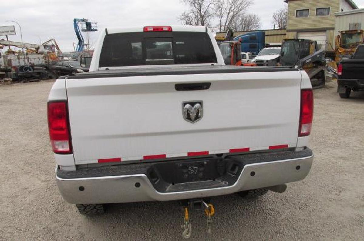 Used 2018 Ram 2500 Crew Cab SLT 4x4 6.4 L v8 Hemi