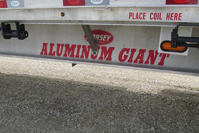 Used 2024 Dorsey 53 ft tri axle lift axle flat