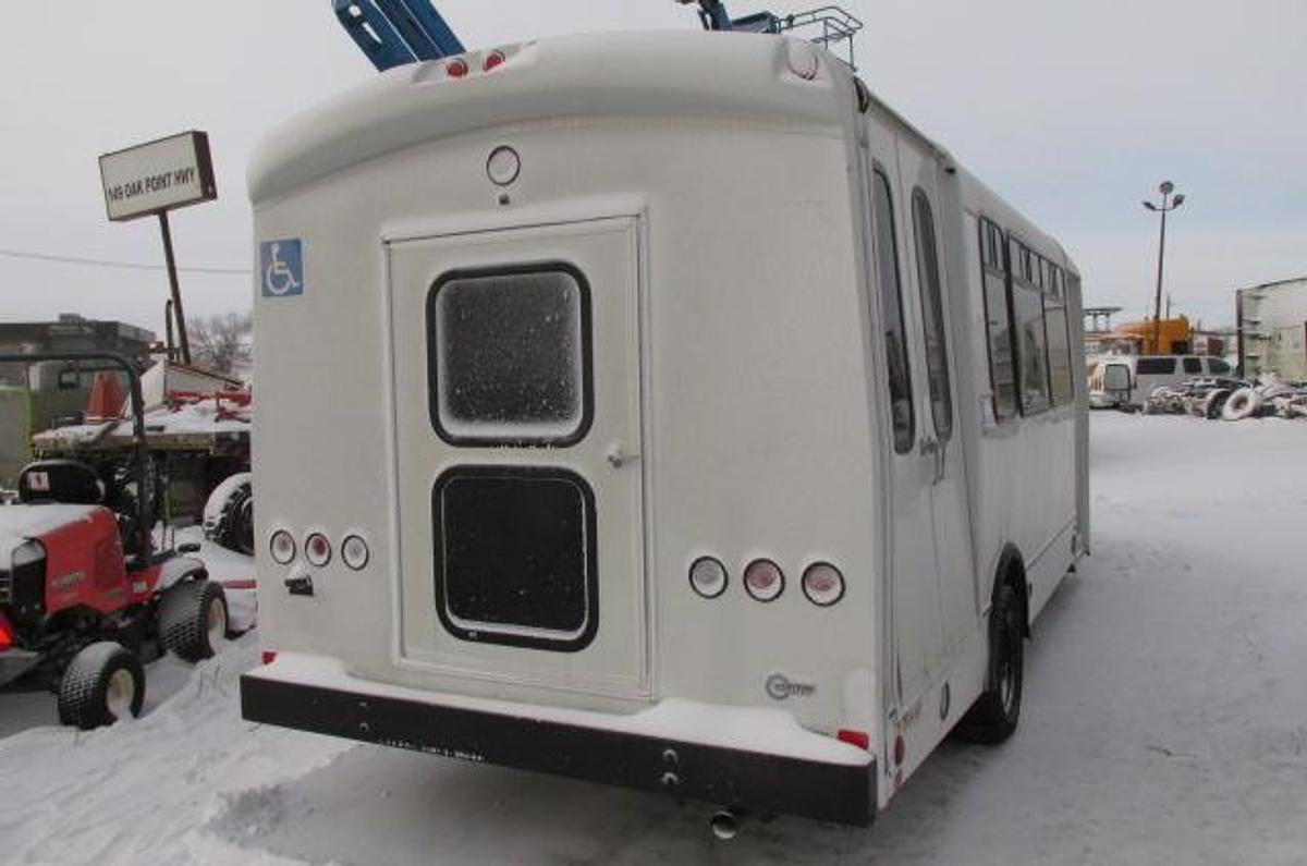Used 2017 Ford E450 18 passenger Shuttle Van with wheel chair lift