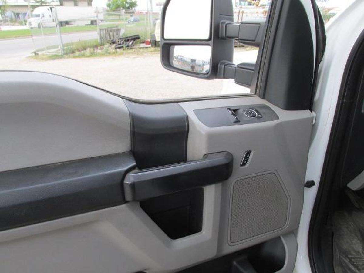 Used 2017 Ford F350 Regular Cab 4x4 with 12 ft deck