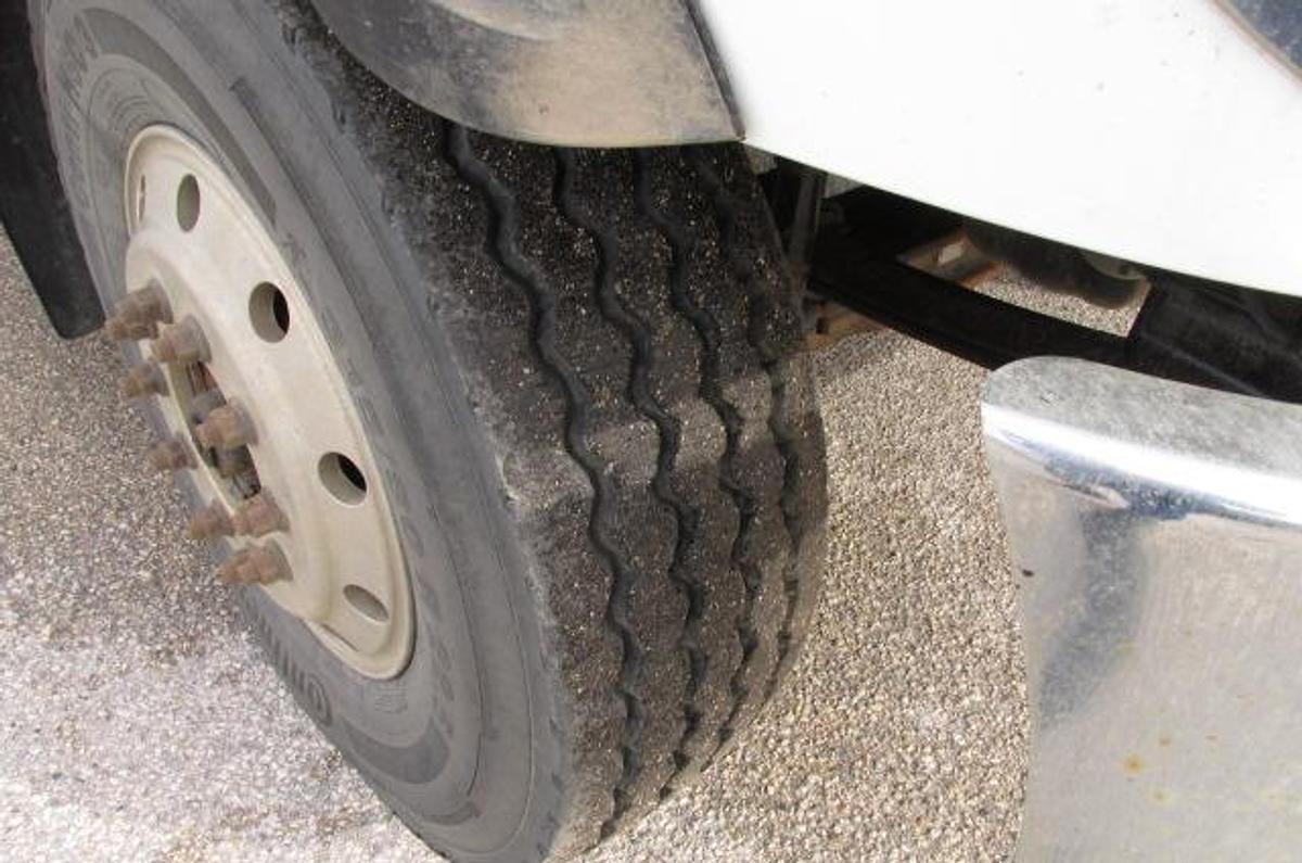 Used 2015 International 7400 Dump