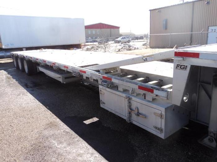 Used 2017 Lode King 53 ft step deck recovery trailer tridem
