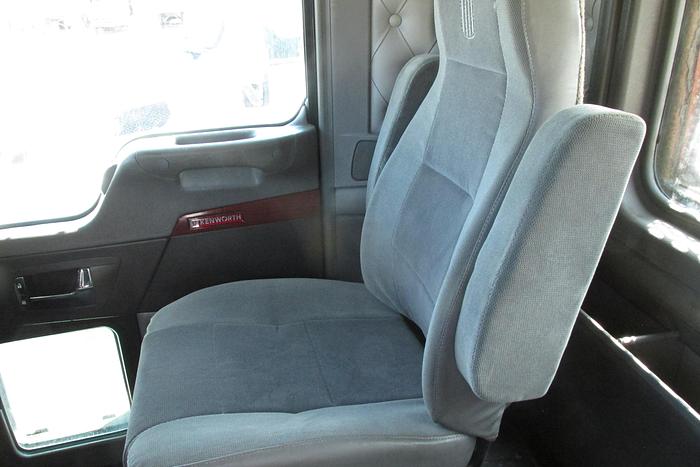 Used 2007 Kenworth T 800 Winch truck