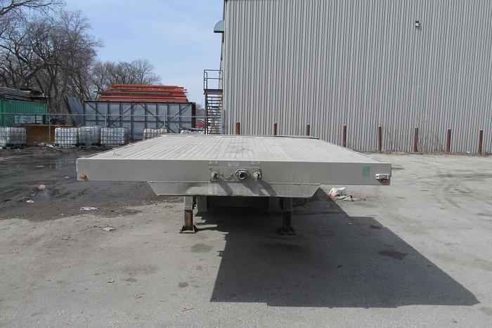 Used 2023 Extreme 53 ft Aluminum triple axle step deck with lift axle