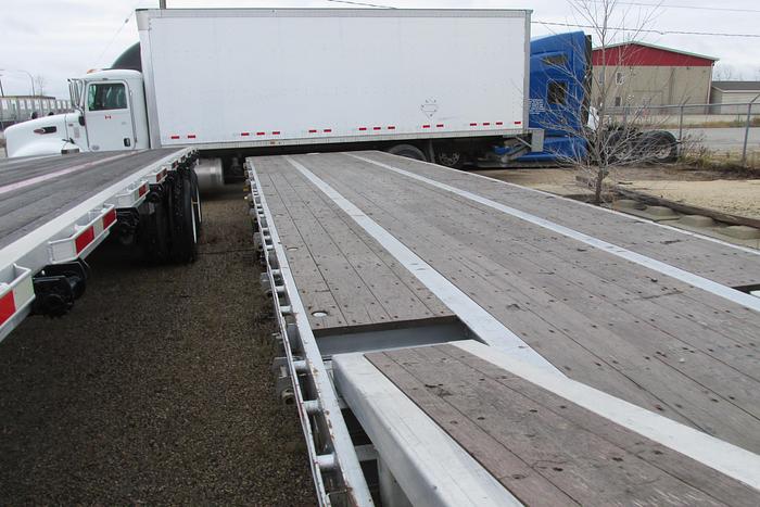 Used 2017 Lode King 53 ft step deck recovery trailer tridem