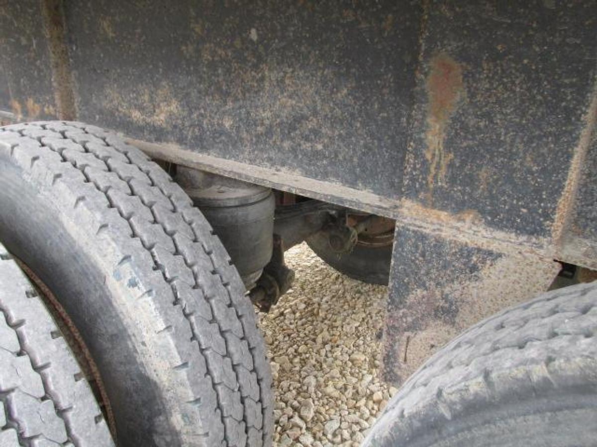 Used 2009 Neustar Tandem axle end dump trailer