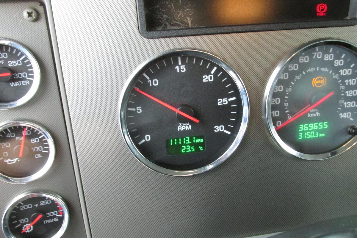 Used 2014 Kenworth T 370 hydraulic brake dump truck