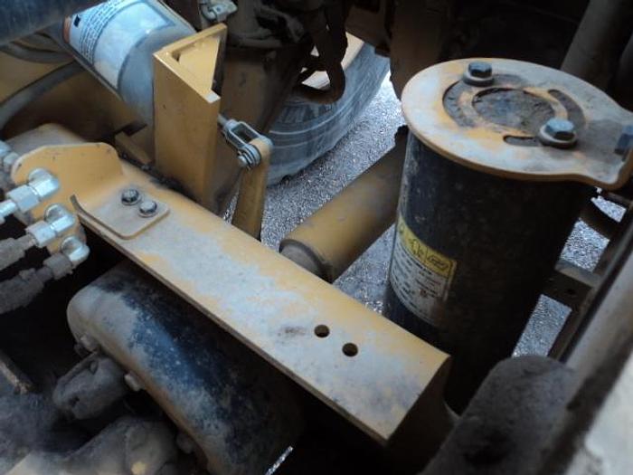 Used 2013 Caterpillar 966 K