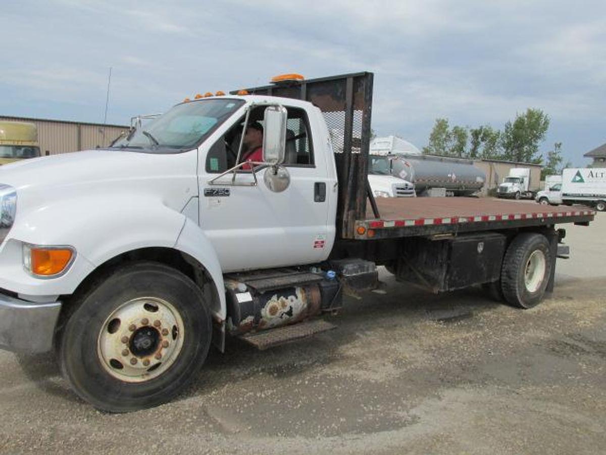 Used 2011 Ford F 750 with 18 ft deck 6.7L Cummins